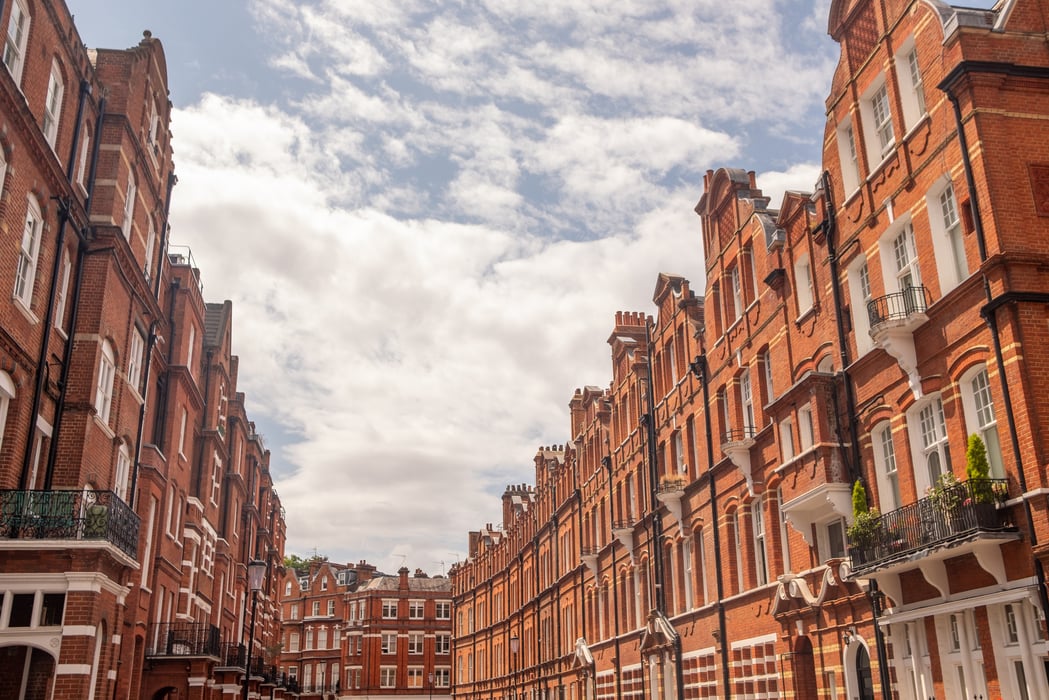 Image of red brick mansions in South Kensington, London