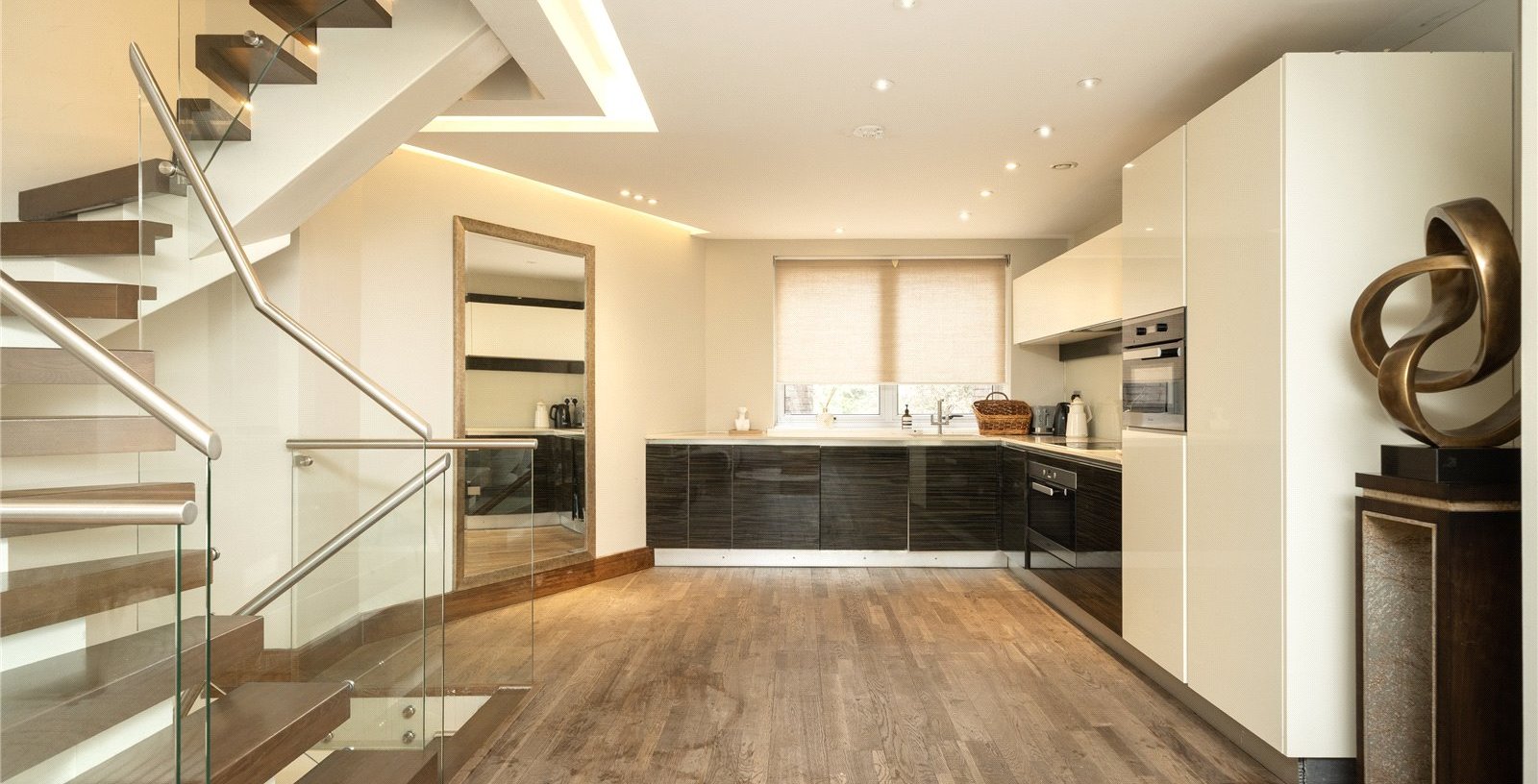 Porchester Place, London, W2 - Picture 3