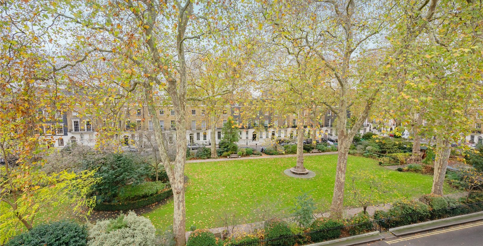 Connaught Square, London, W2 - Picture 15