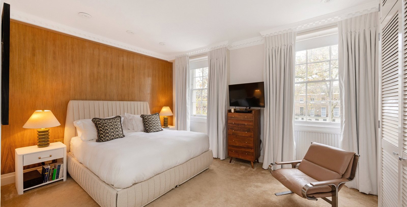 Connaught Square, London, W2 - Picture 14