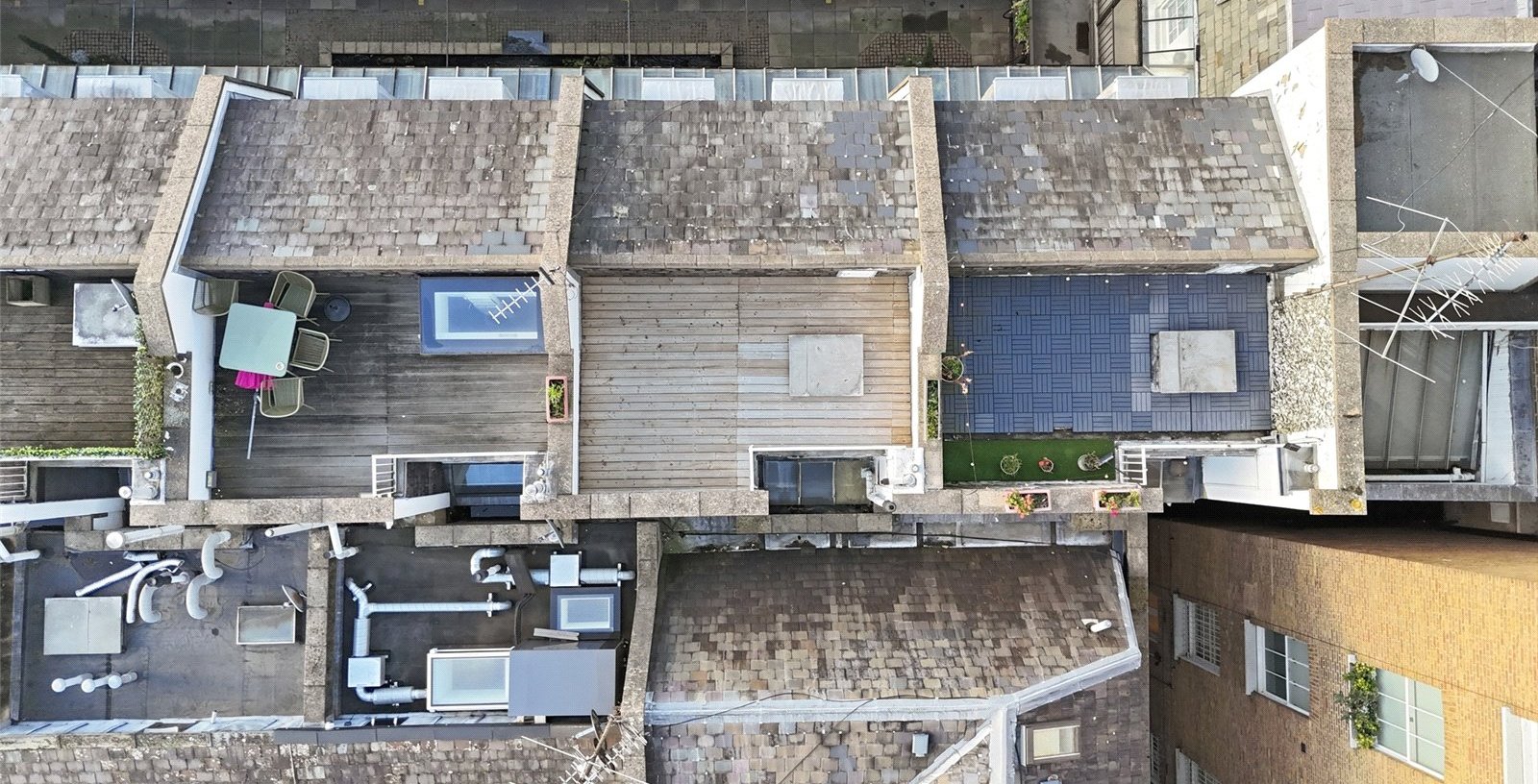 De Vere Mews, London, W8 - Picture 11