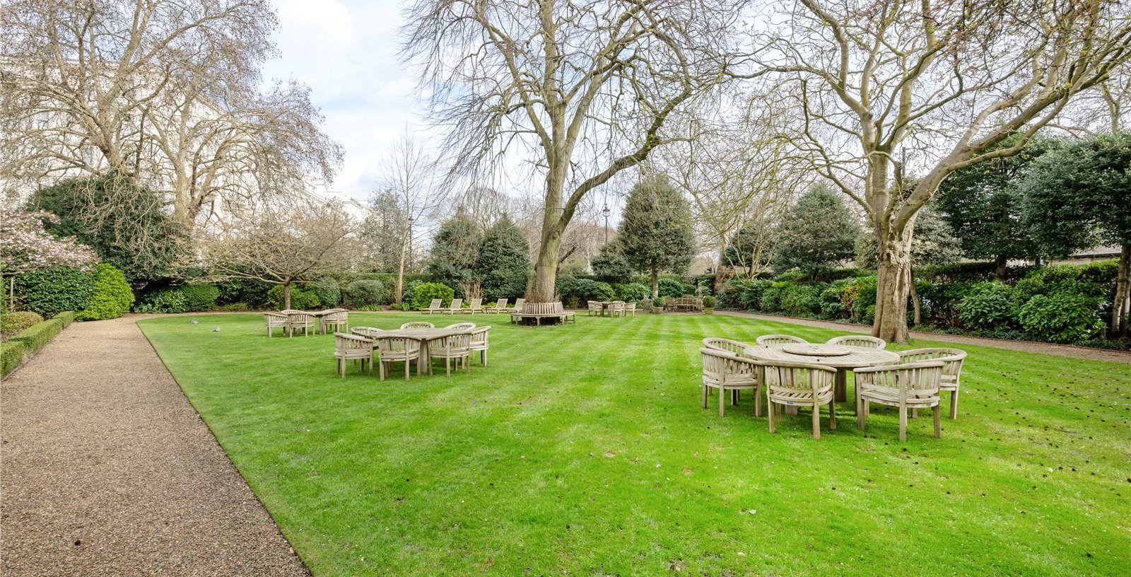 Hyde Park Gardens, London, W2 - Picture 17