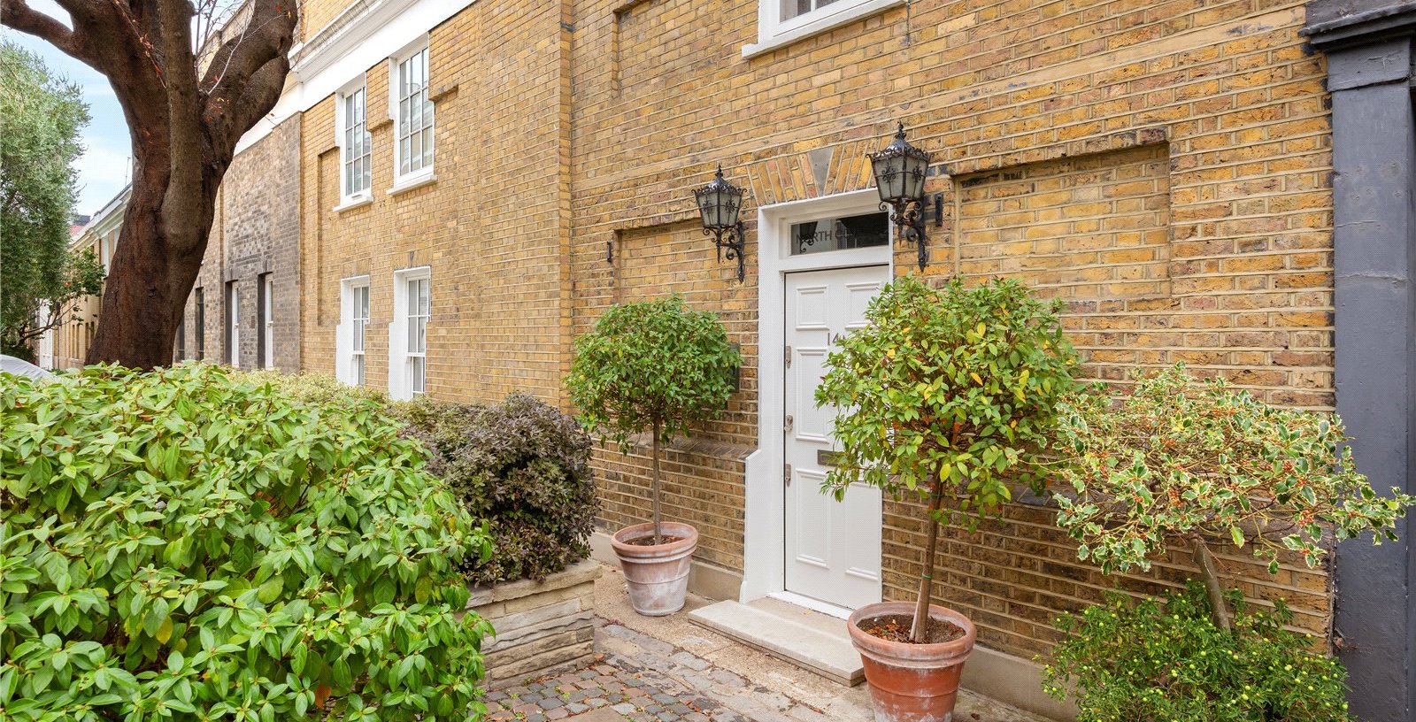 Hyde Park Gardens, London, W2 - Picture 2