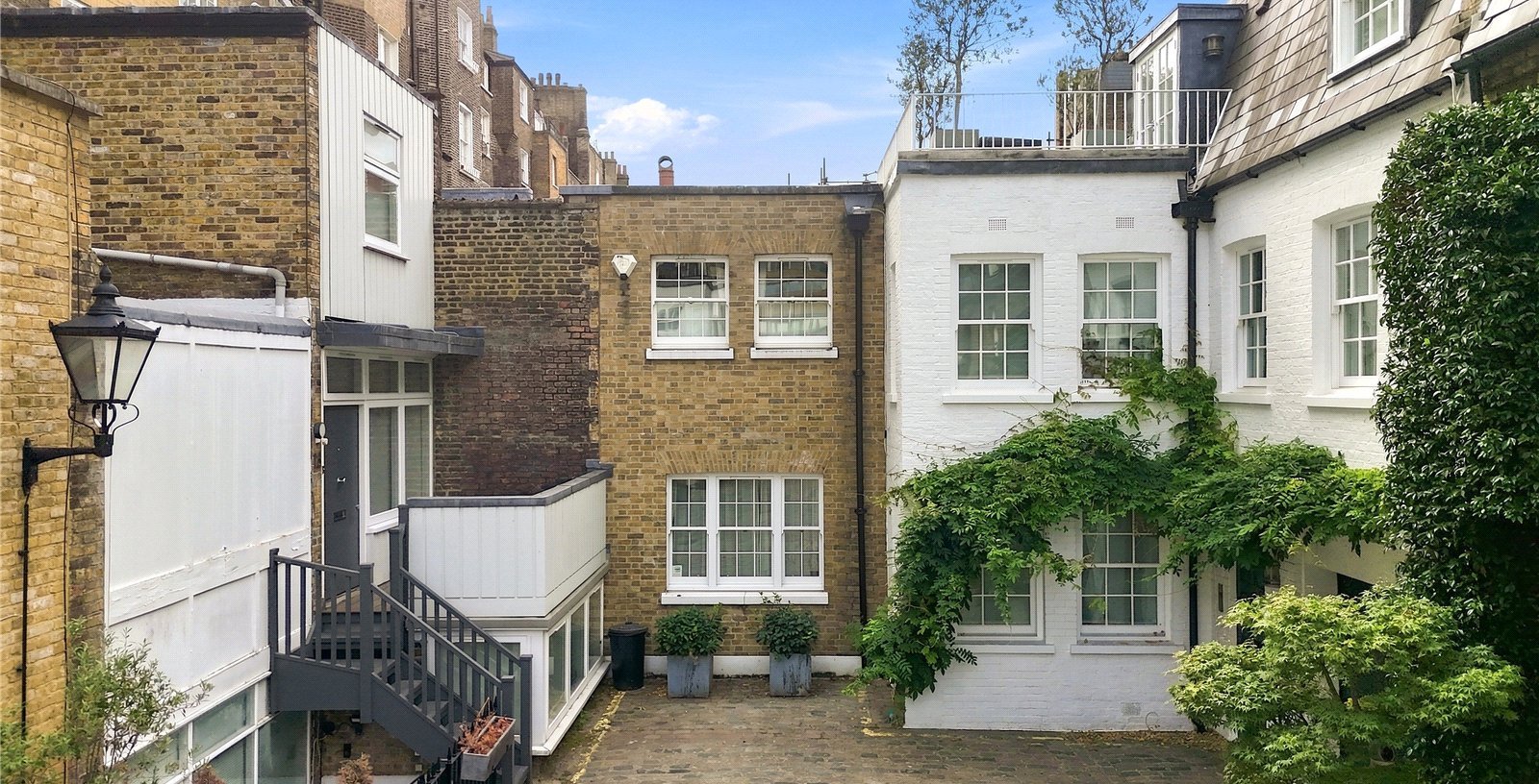 Bryanston Mews East, London, W1H - Picture 2