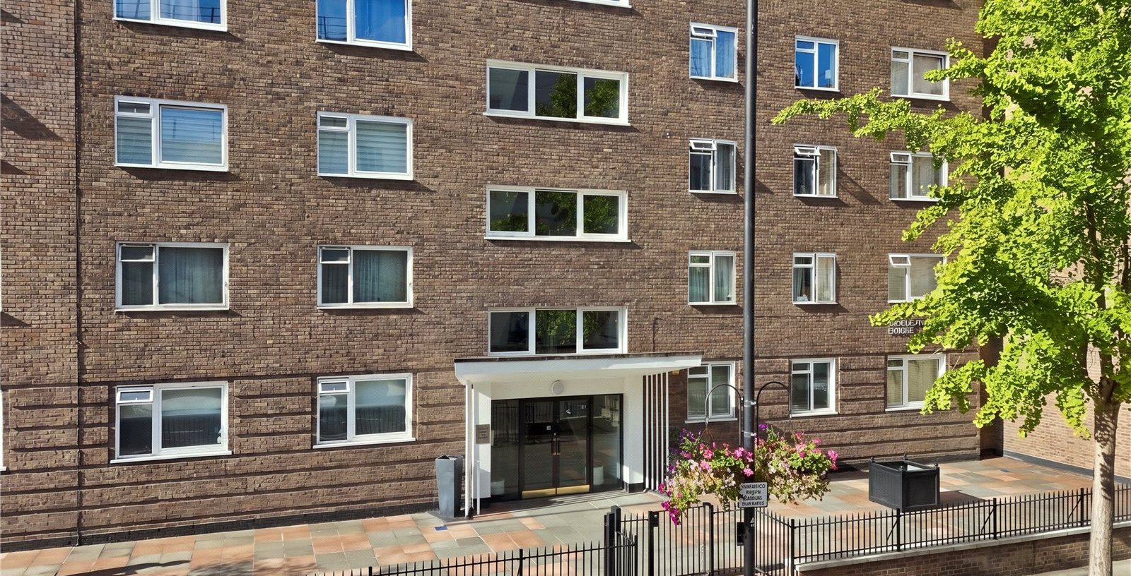 Gloucester Terrace, London, W2 - Picture 11