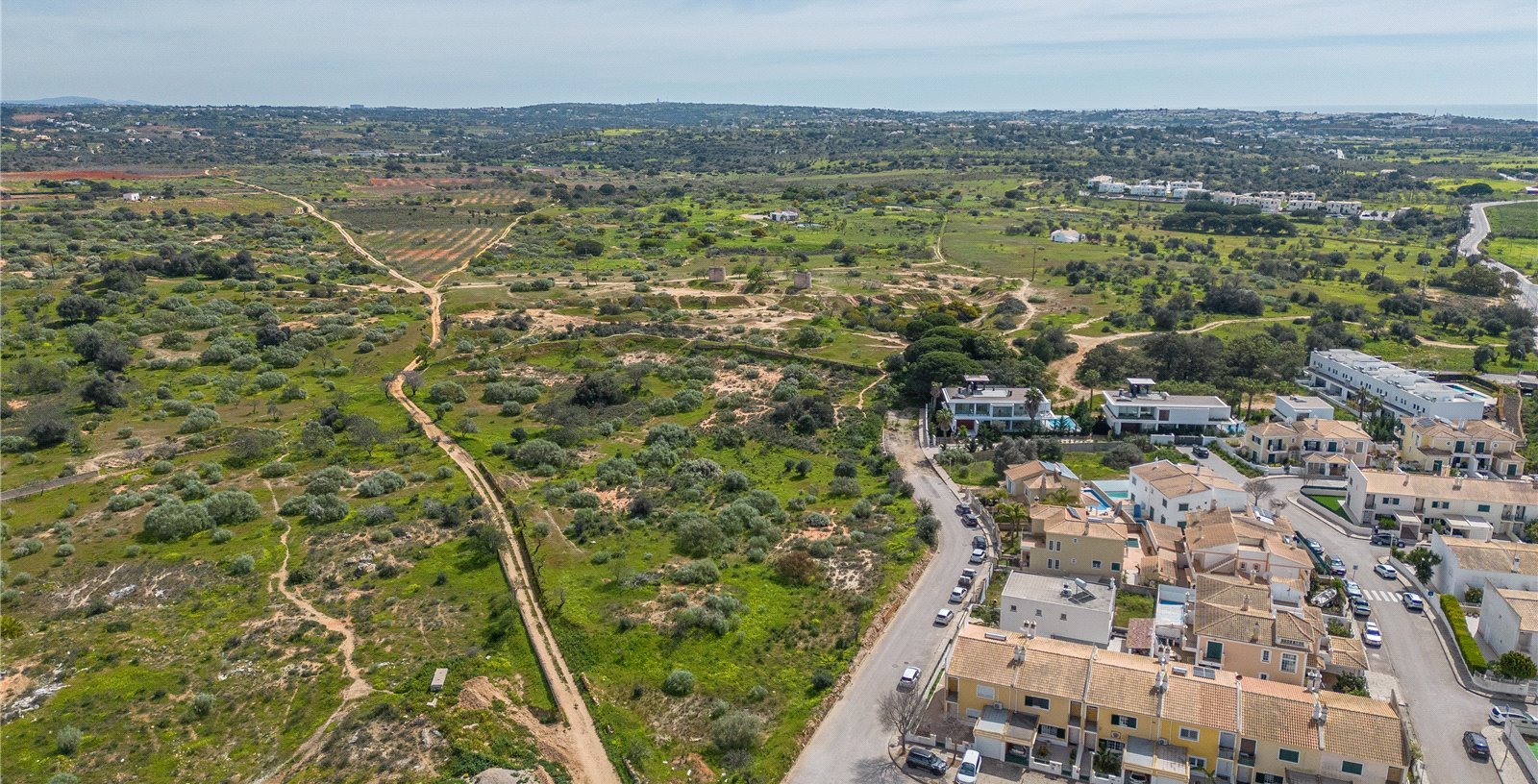 Cluttons Algarve