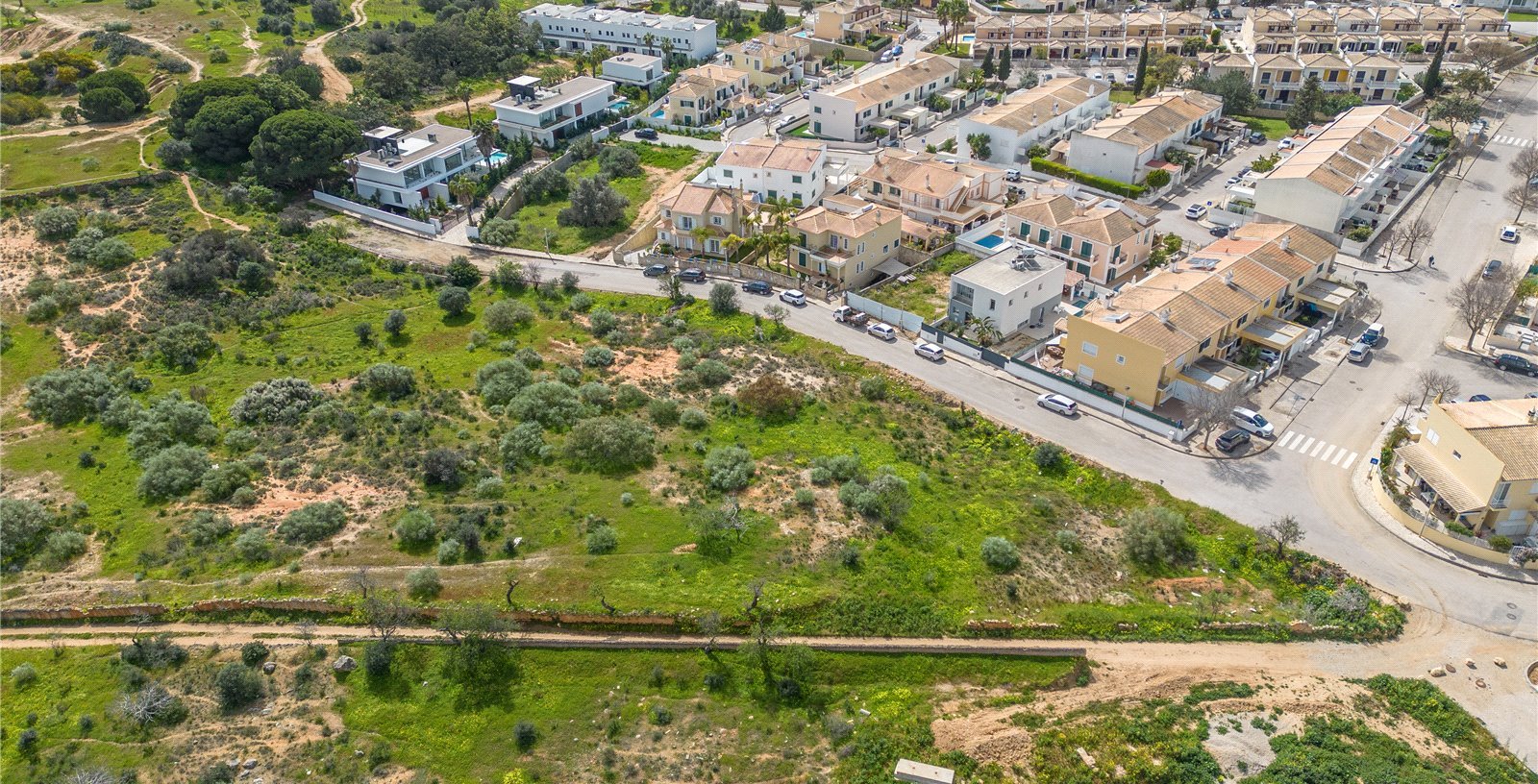 Cluttons Algarve