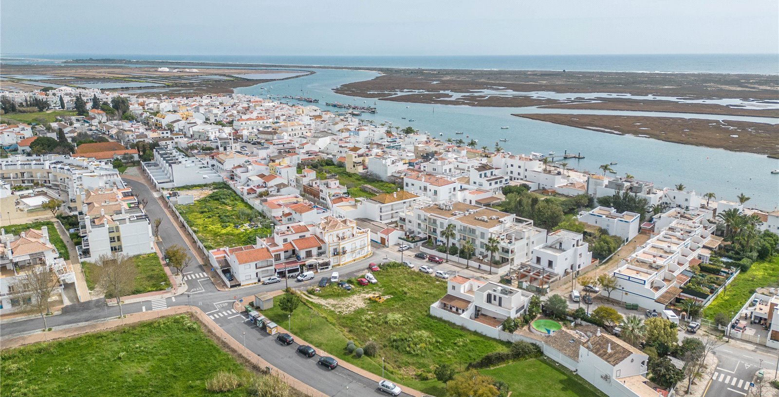 Cluttons Algarve