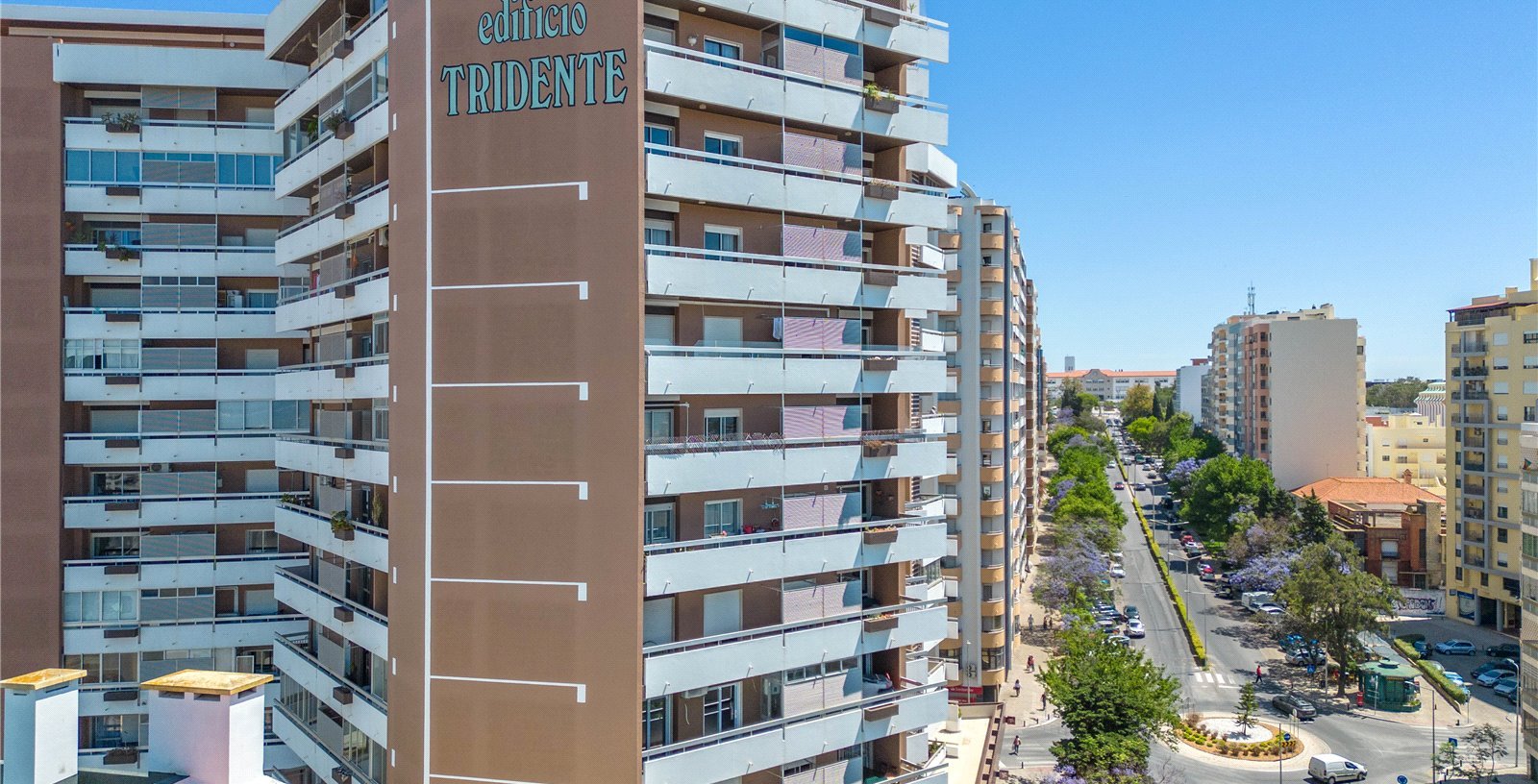 Cluttons Algarve