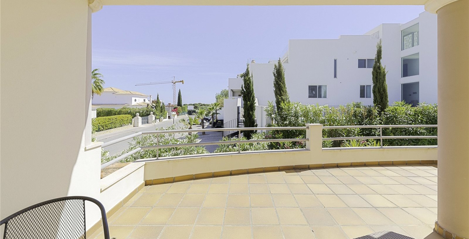 Cluttons Algarve