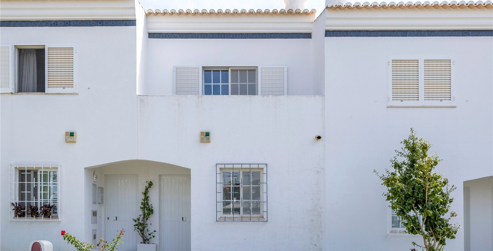 Cluttons-Algarve