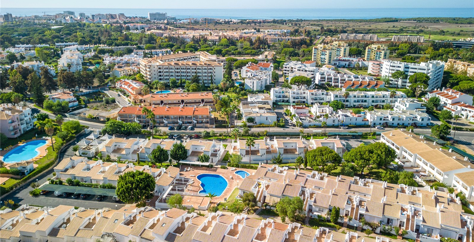 Cluttons-Algarve