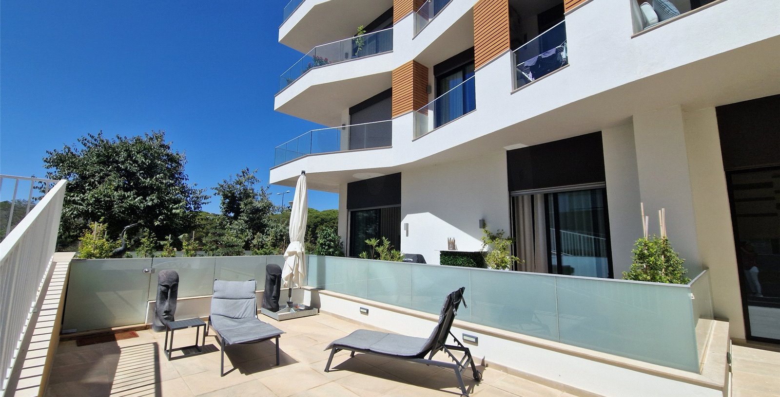 Cluttons-Algarve