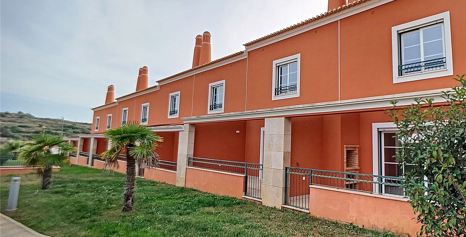 Cluttons-Algarve