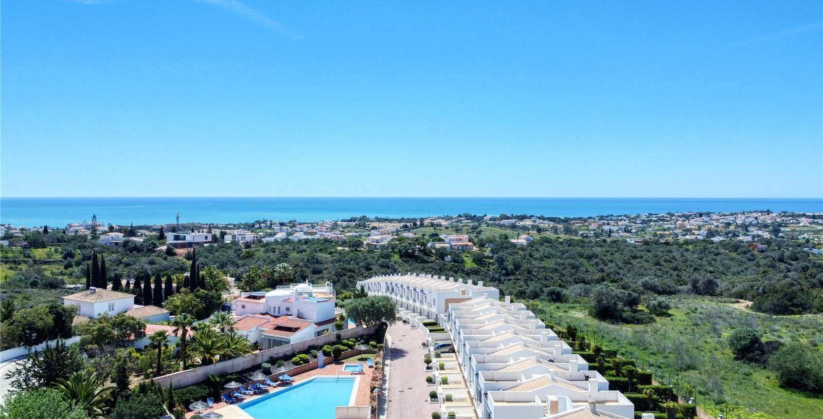 Cluttons-Algarve
