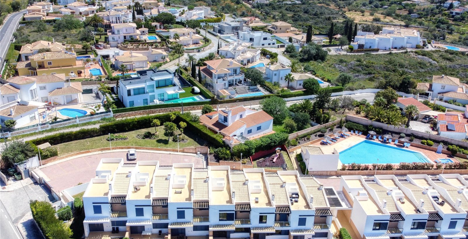 Cluttons-Algarve