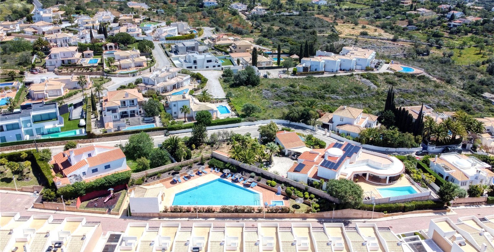 Cluttons-Algarve