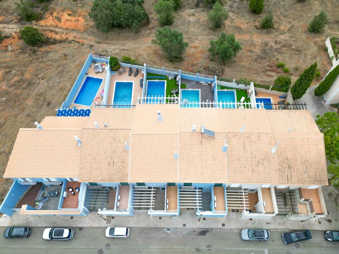 Cluttons-Algarve