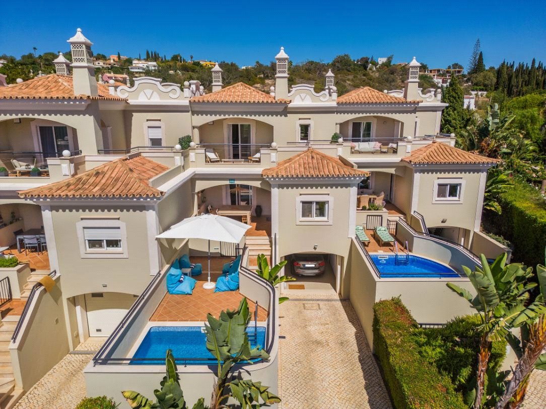 Cluttons-Algarve