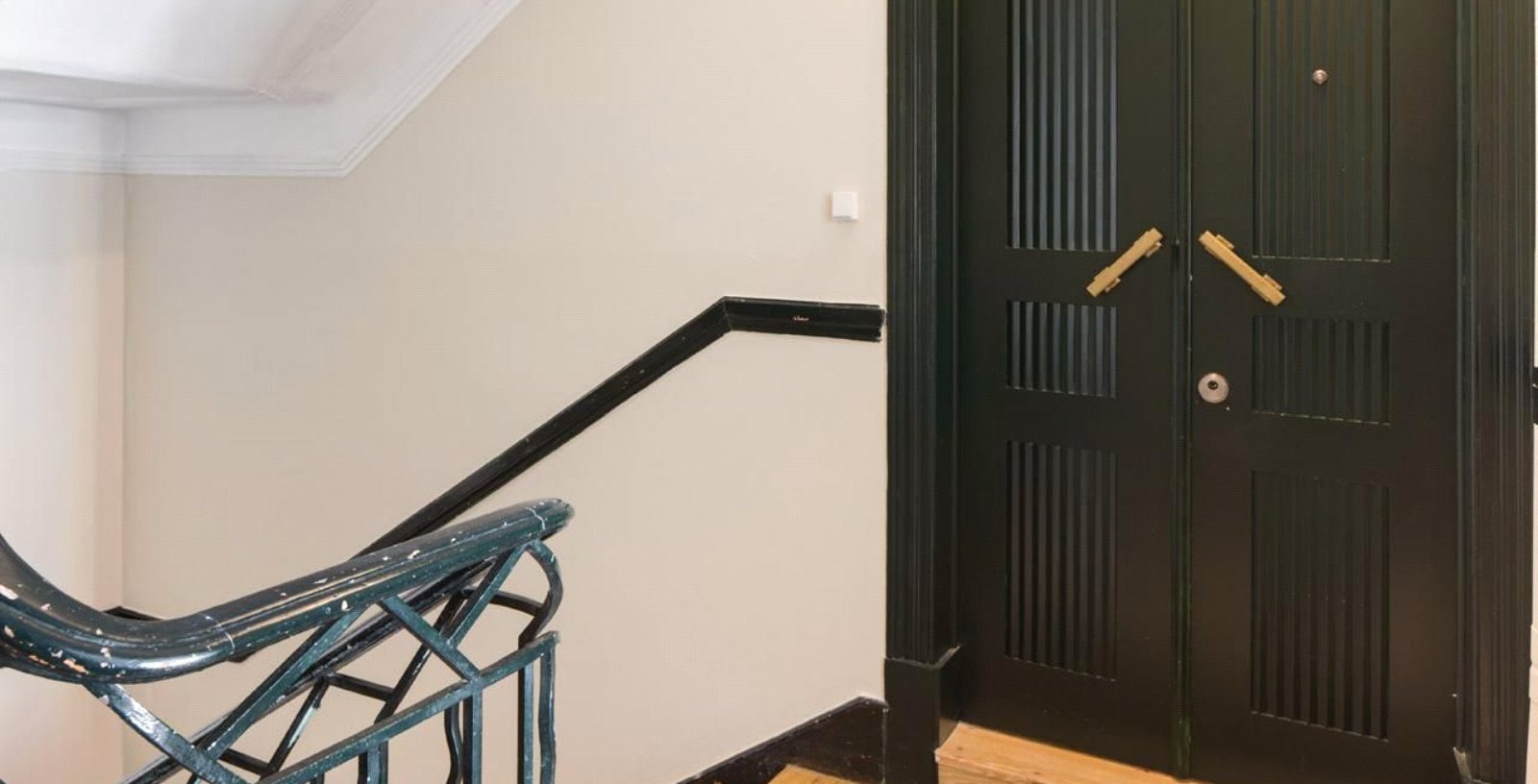 Private Garden Flat In Av. Novas, Lisbon, Portugal, 1070-034, Portugal - Picture 23