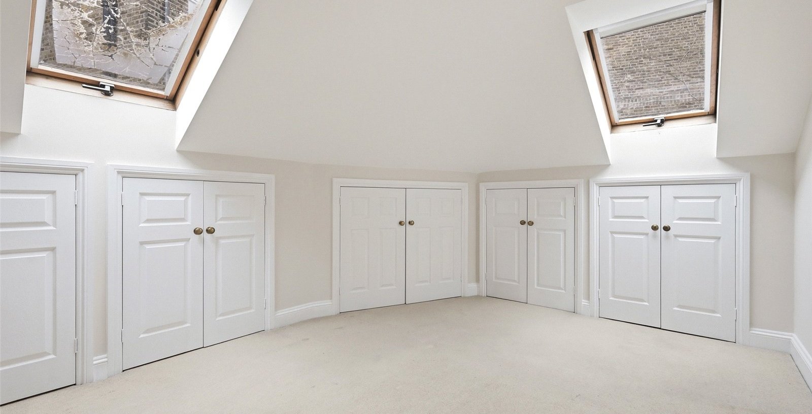 Aliwal Mews, London, SW11 - Picture 8