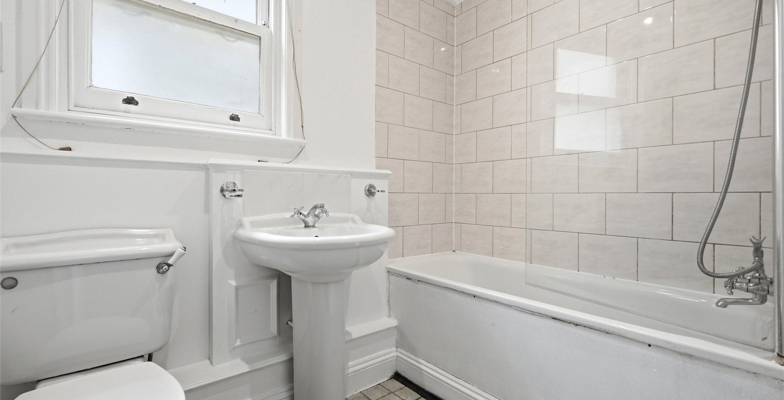 Aliwal Mews, London, SW11 - Picture 16