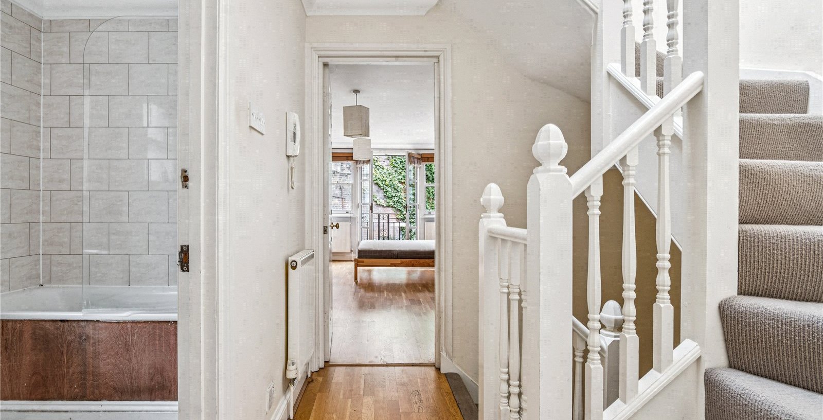 Aliwal Mews, London, SW11 - Picture 12