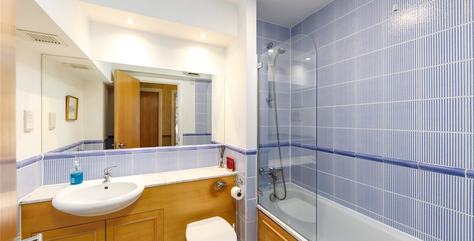 Tamarind Court, London, SE1 - Picture 11