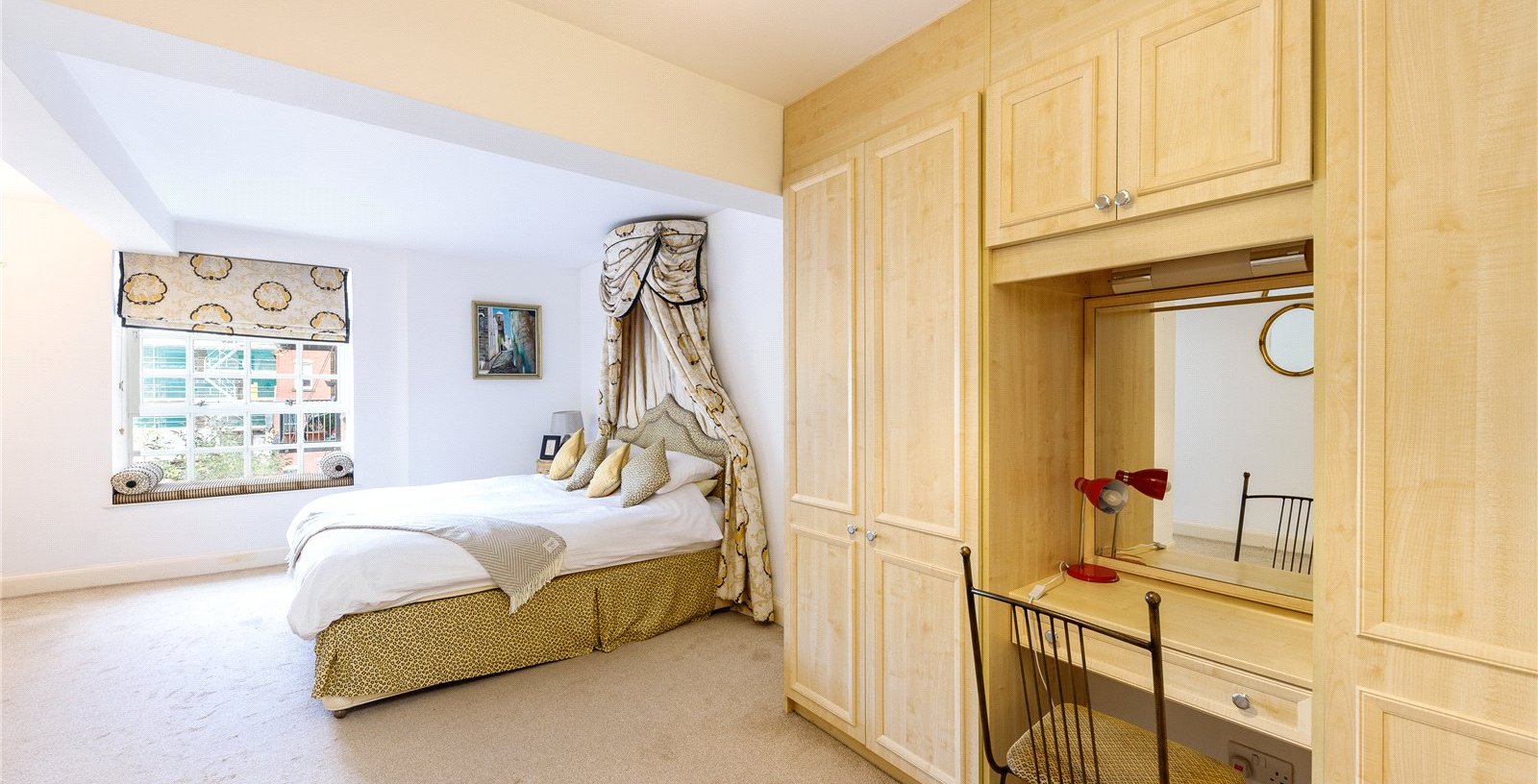 Tamarind Court, London, SE1 - Picture 2