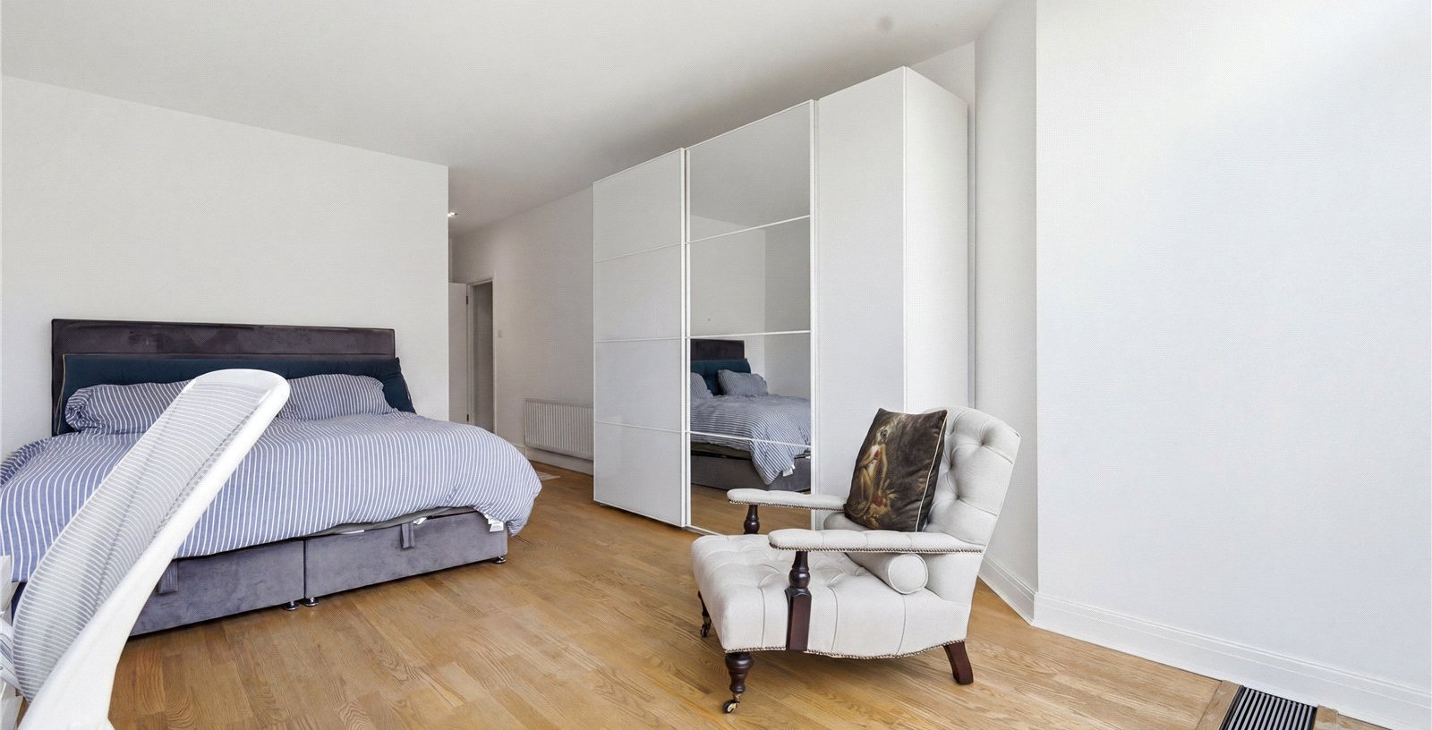 Saffron Wharf, London, SE1 - Picture 10
