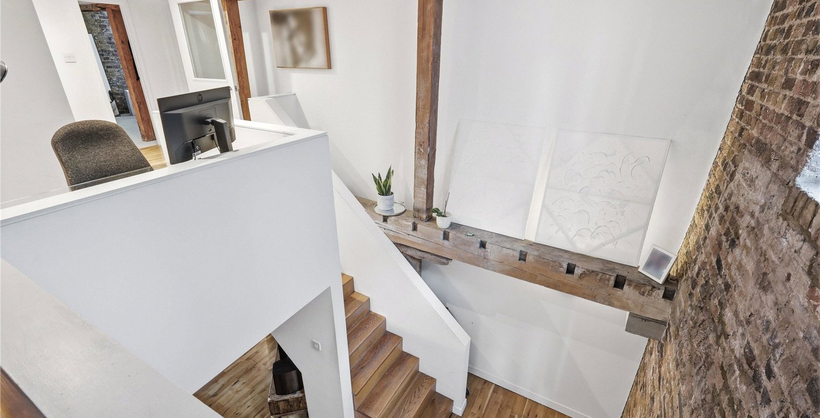 Granary House, London, SE16 - Picture 2