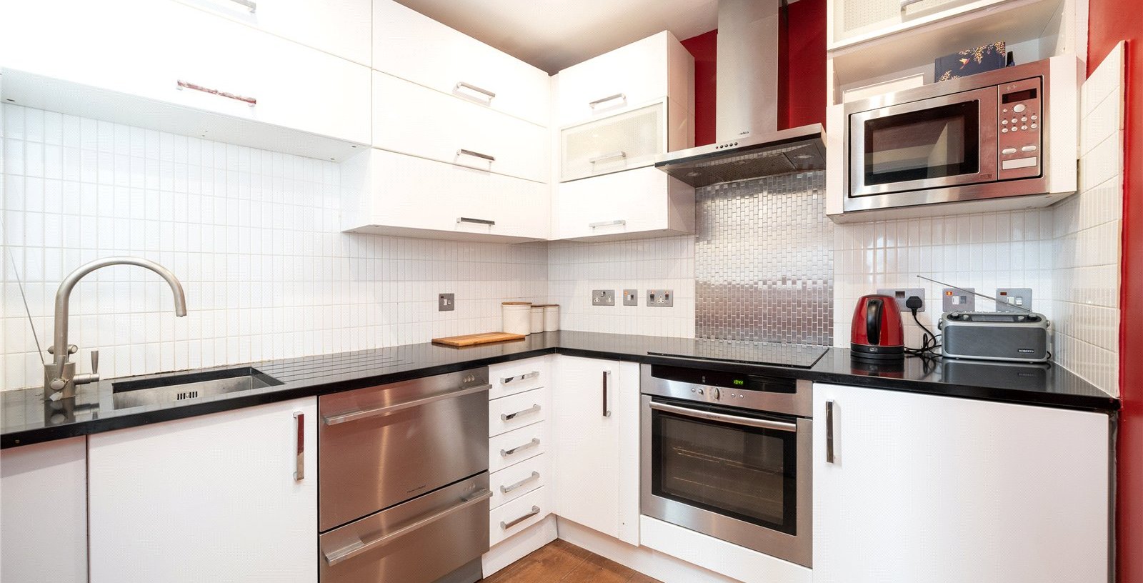 Thames Heights, London, SE1 - Picture 9