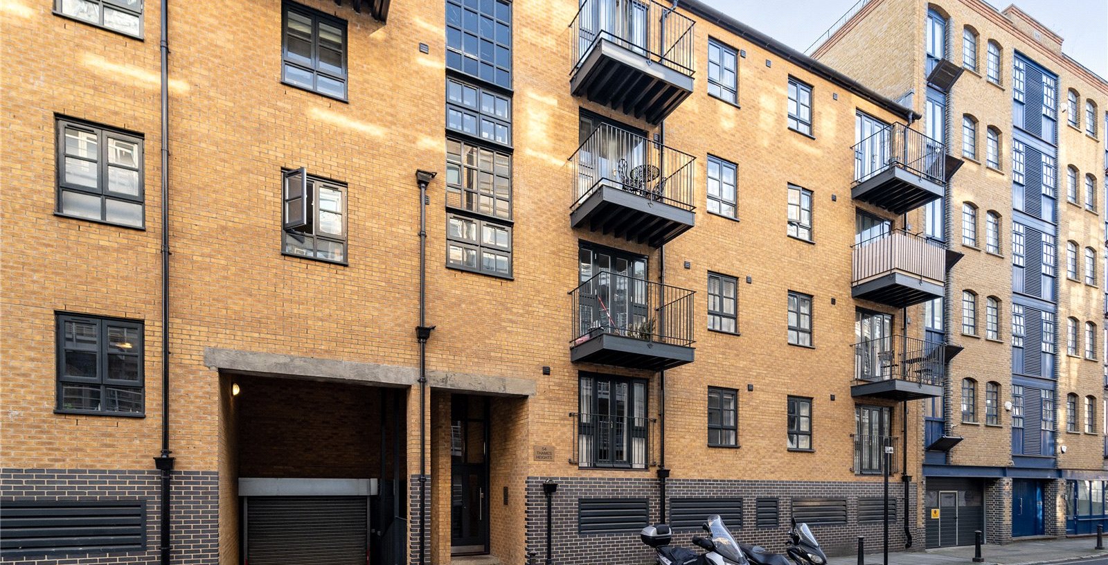 Thames Heights, London, SE1 - Picture 11