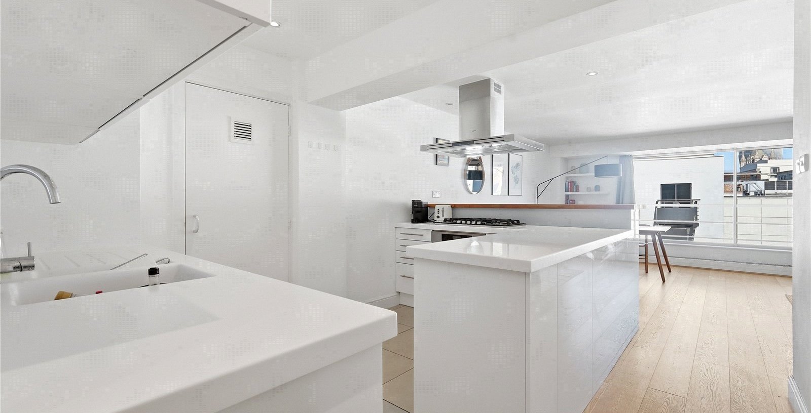 Cinnamon Wharf, London, SE1 - Picture 2