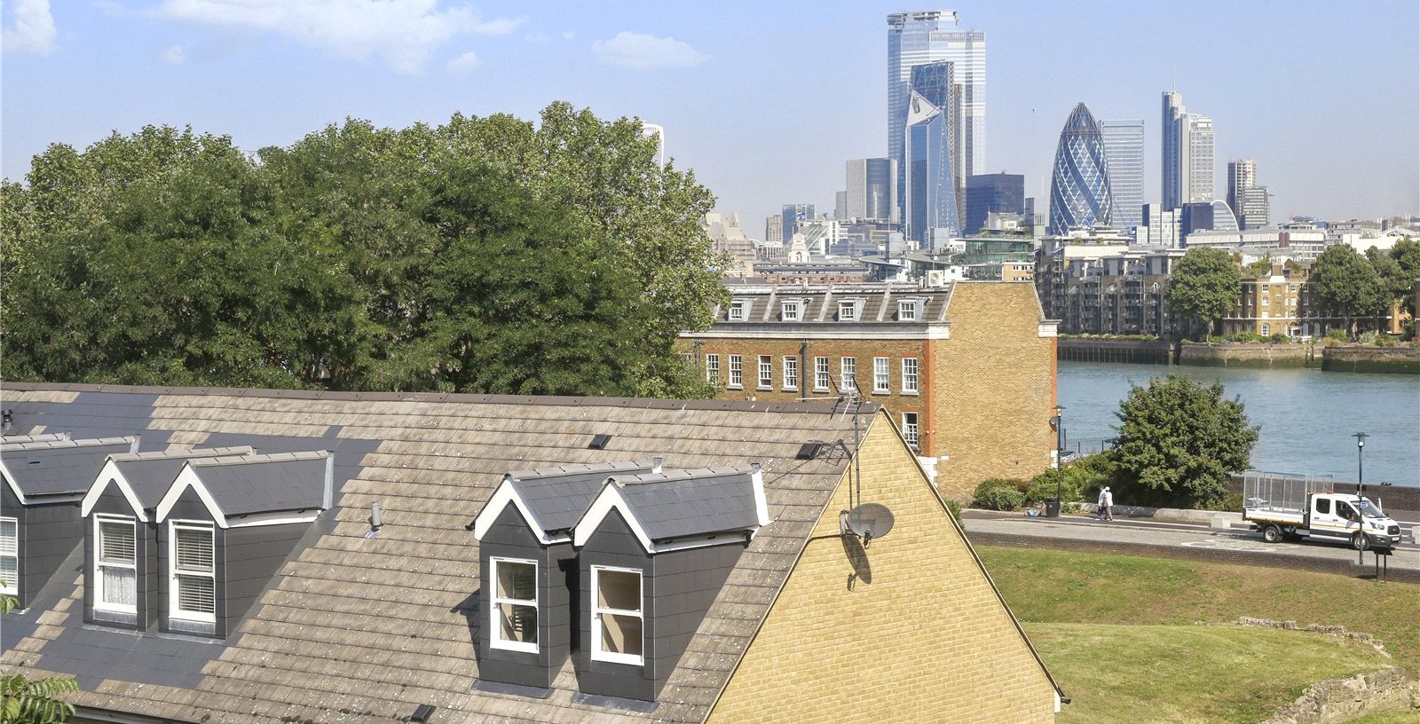 Mission Point, London, SE16 - Picture 8