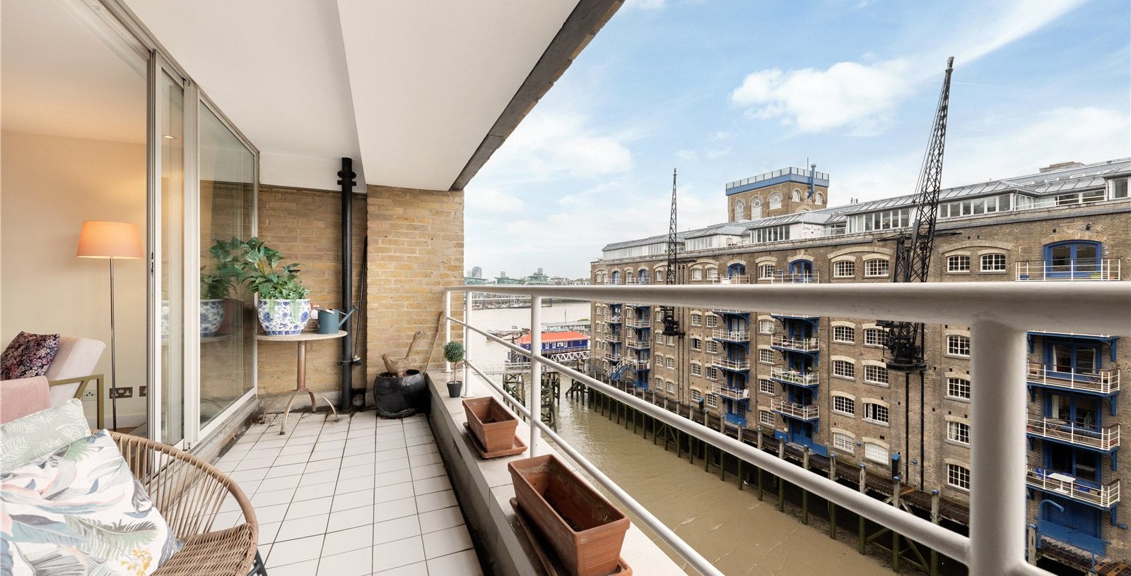 Cinnamon Wharf, London, SE1 - Picture 3