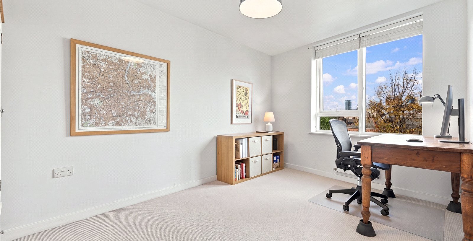 Queens Court, London, SE16 - Picture 9