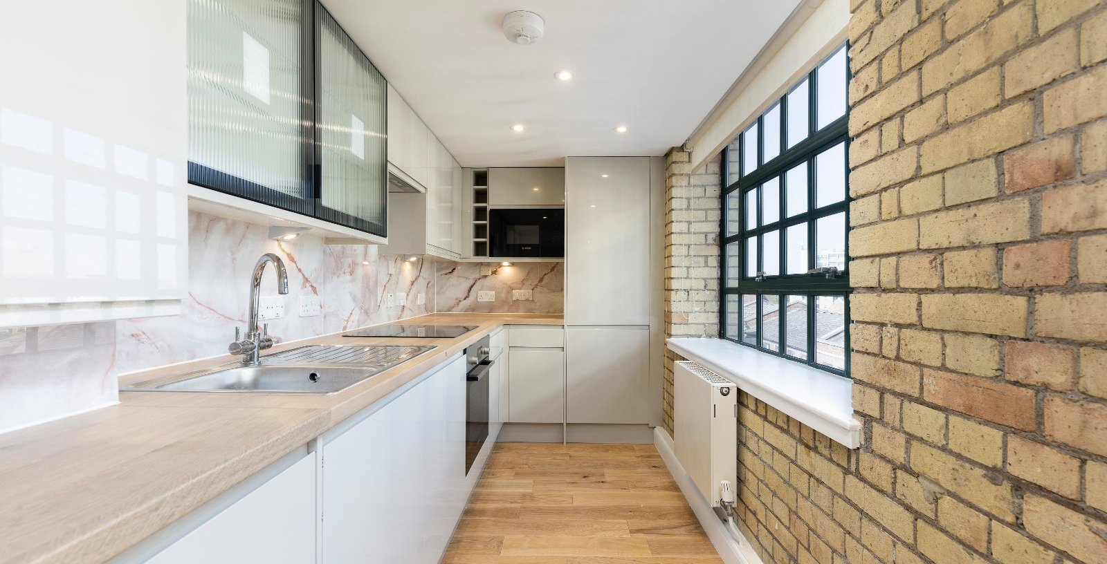 Merchant Court, London, E1W - Picture 2