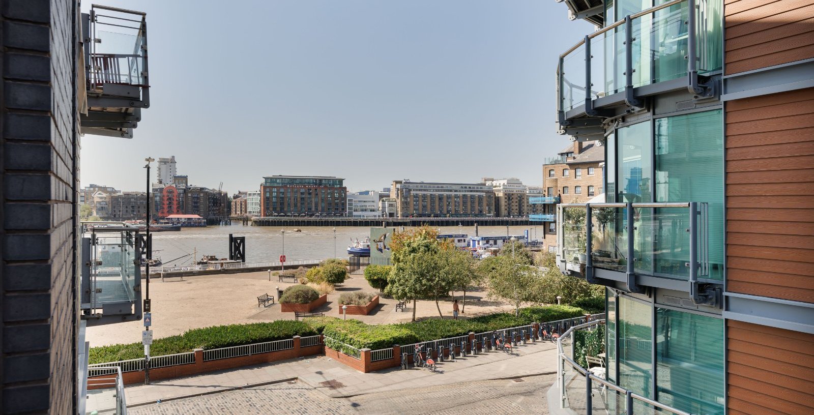 Halcyon Wharf, London, E1W - Picture 2
