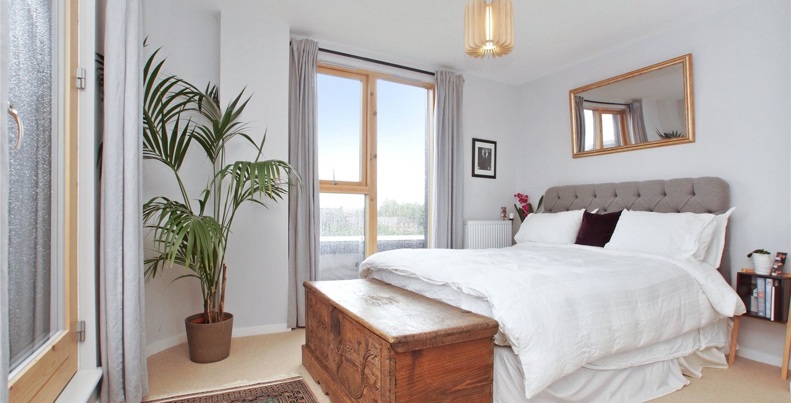 Compass House, London, E1W - Picture 2