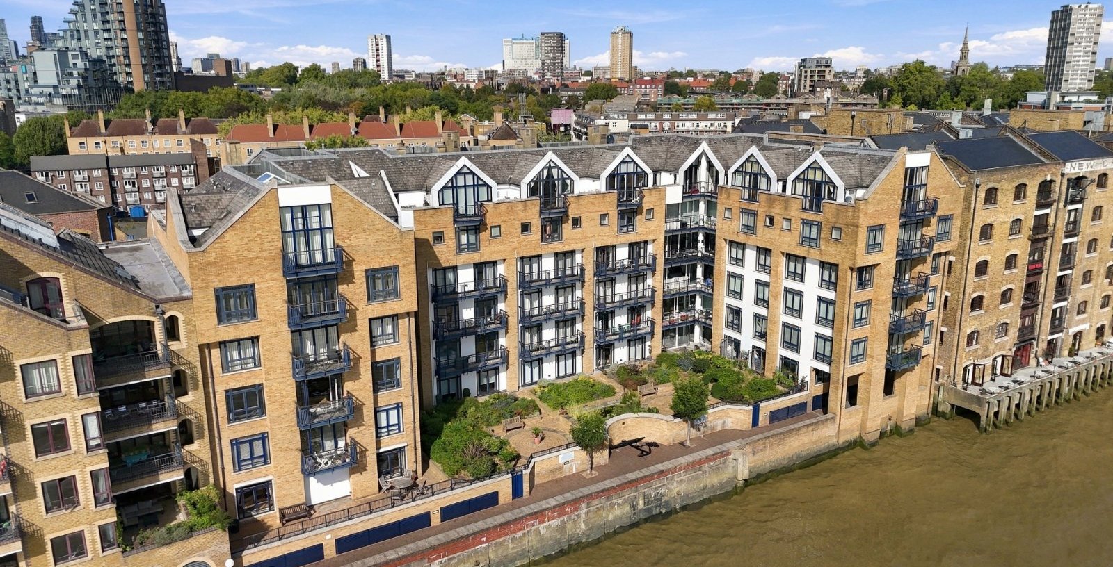 St Hildas Wharf, London, E1W - Picture 21