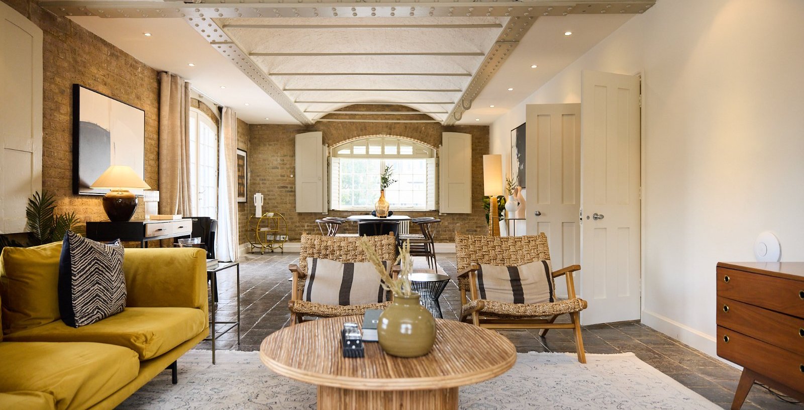 Ivory House, London, E1W - Picture 2