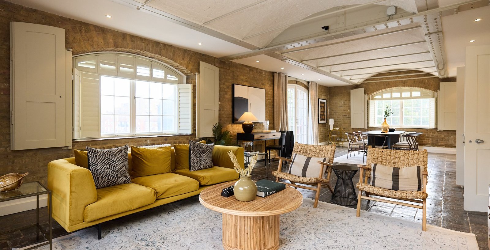 Ivory House, London, E1W - Picture 1