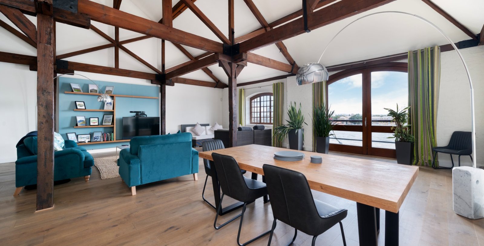 New Crane Wharf, London, E1W - Picture 1