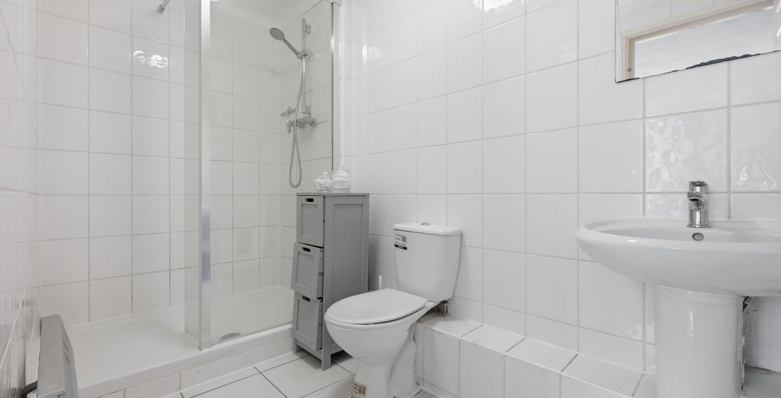 Hermitage Court, London, E1W - Picture 11