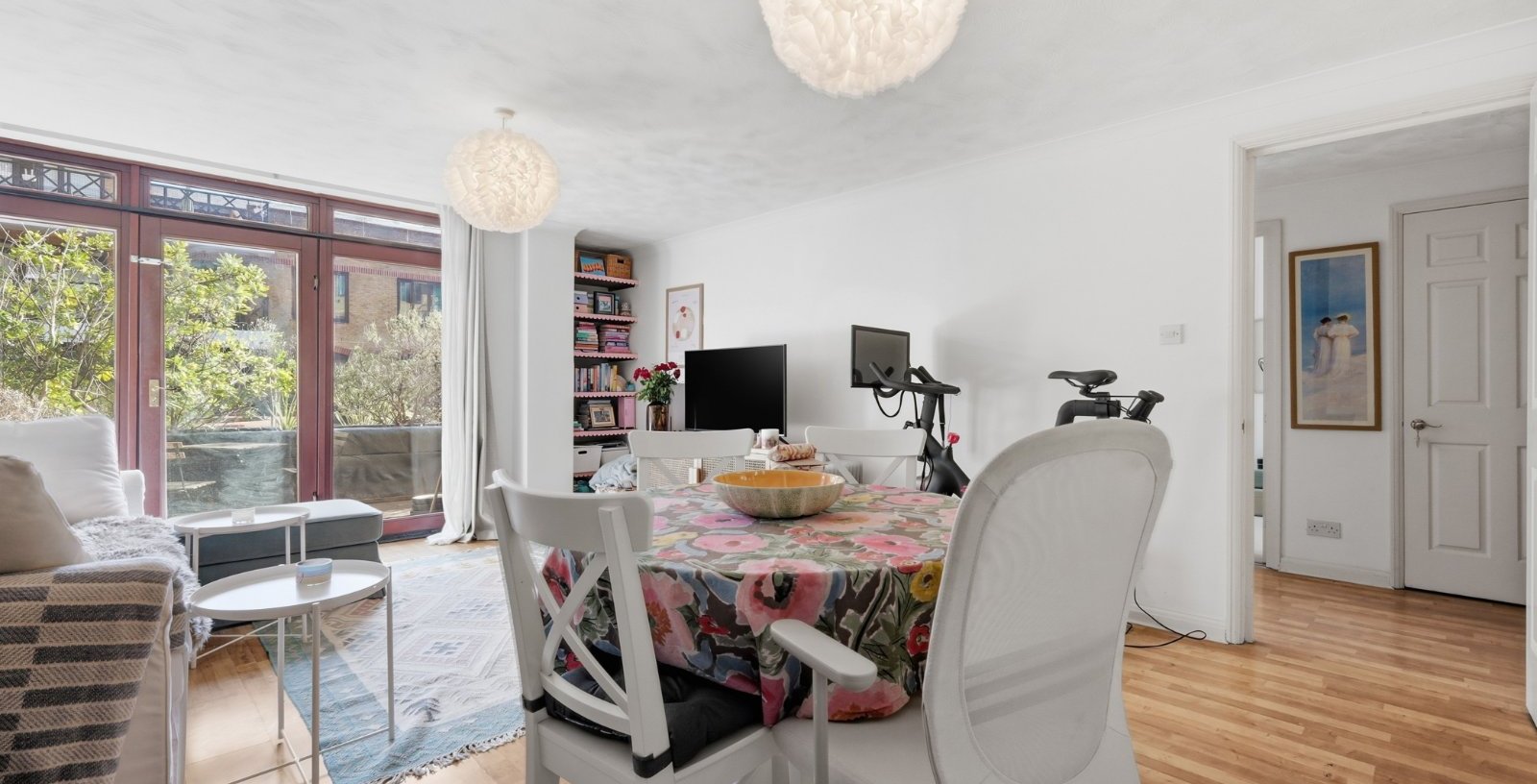 Hermitage Court, London, E1W - Picture 3