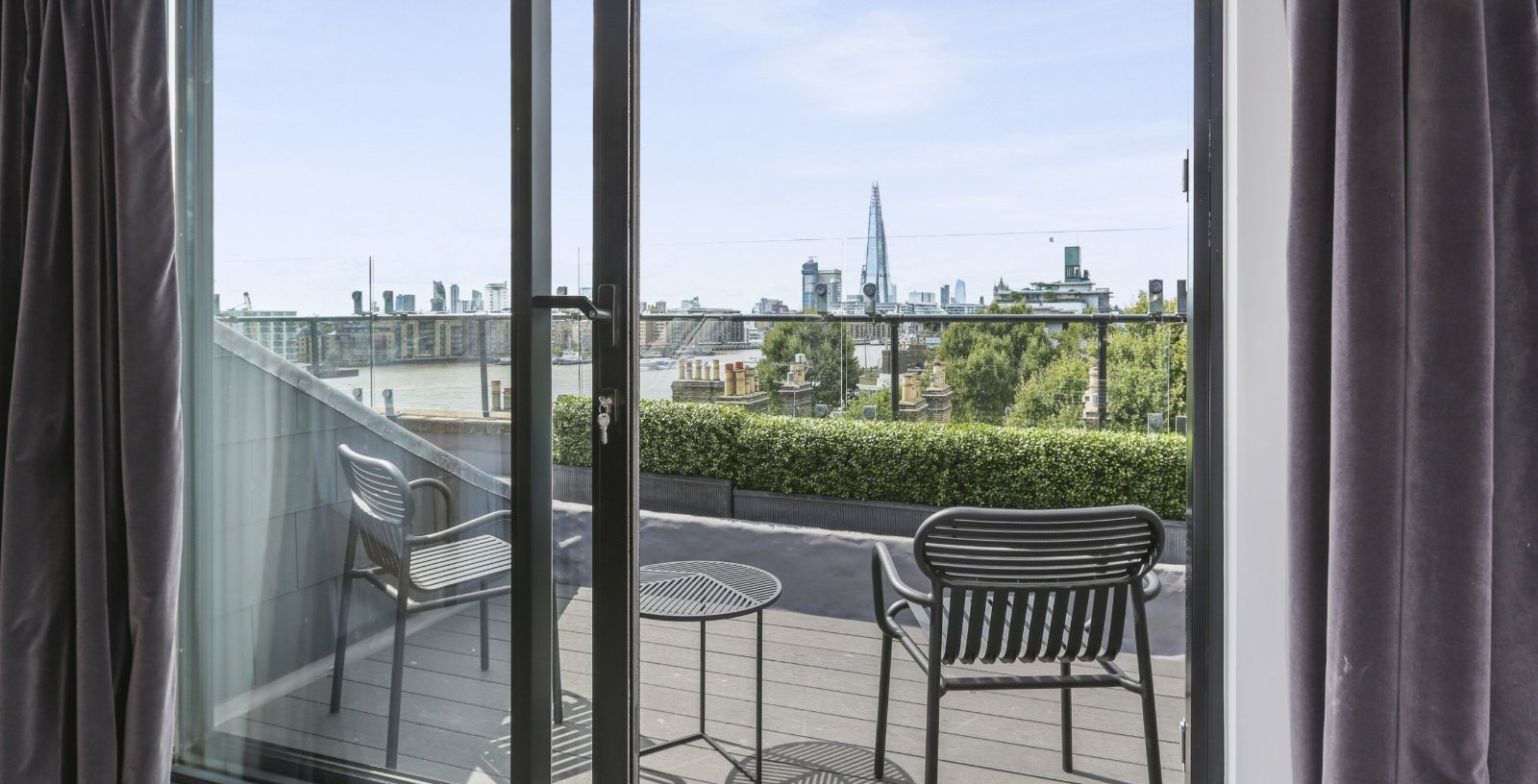 Olivers Wharf, London, E1W - Picture 27