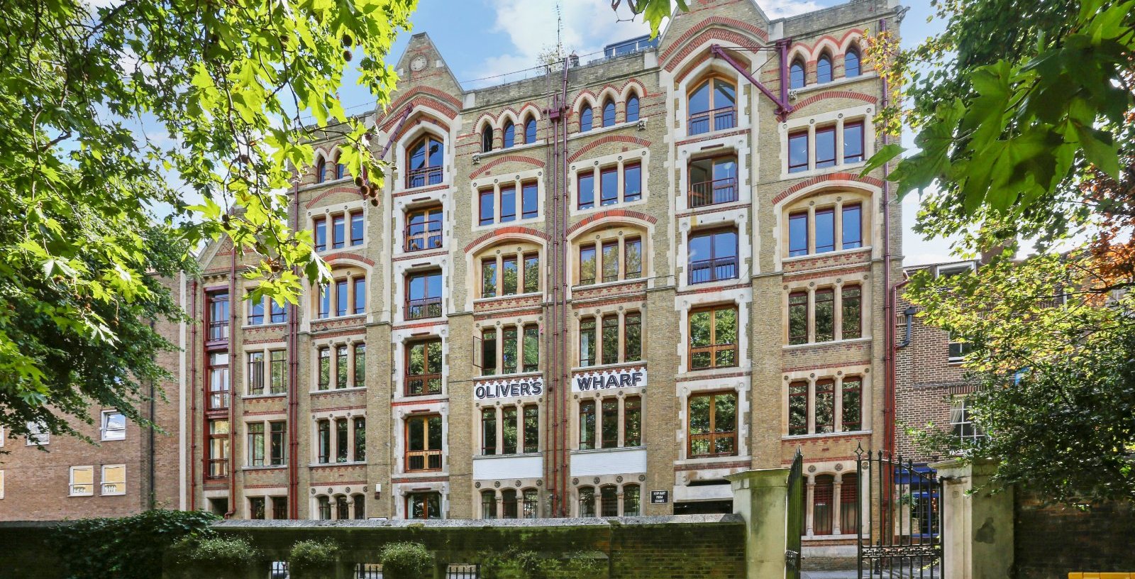 Olivers Wharf, London, E1W - Picture 36