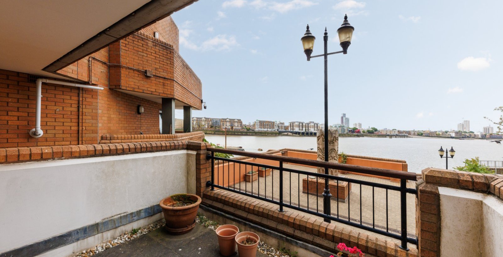 Free Trade Wharf, London, E1W - Picture 4