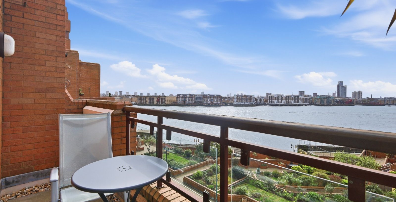 Free Trade Wharf, London, E1W - Picture 2